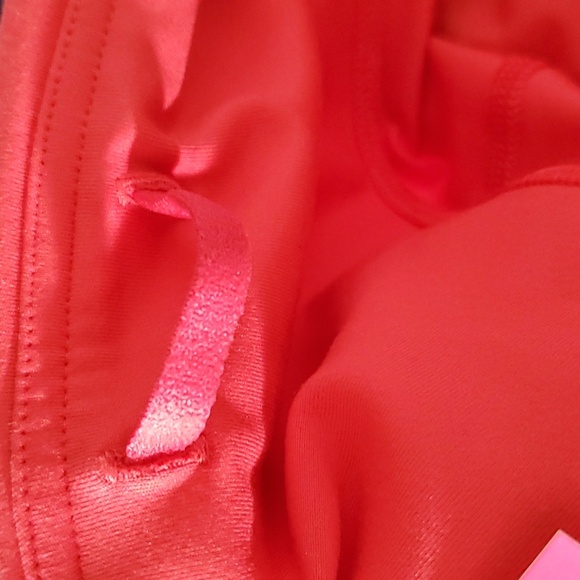 🆕️ GAP FIT WOMEN'S BLACKOUT TECHNOLOGY BIKE SHORT - Picture 9 of 11